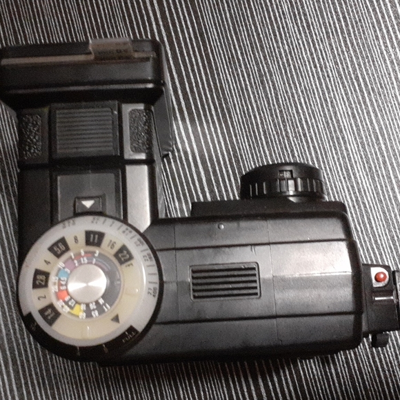 Vivitar zoom thyristor light for camera - Picture 3 of 3